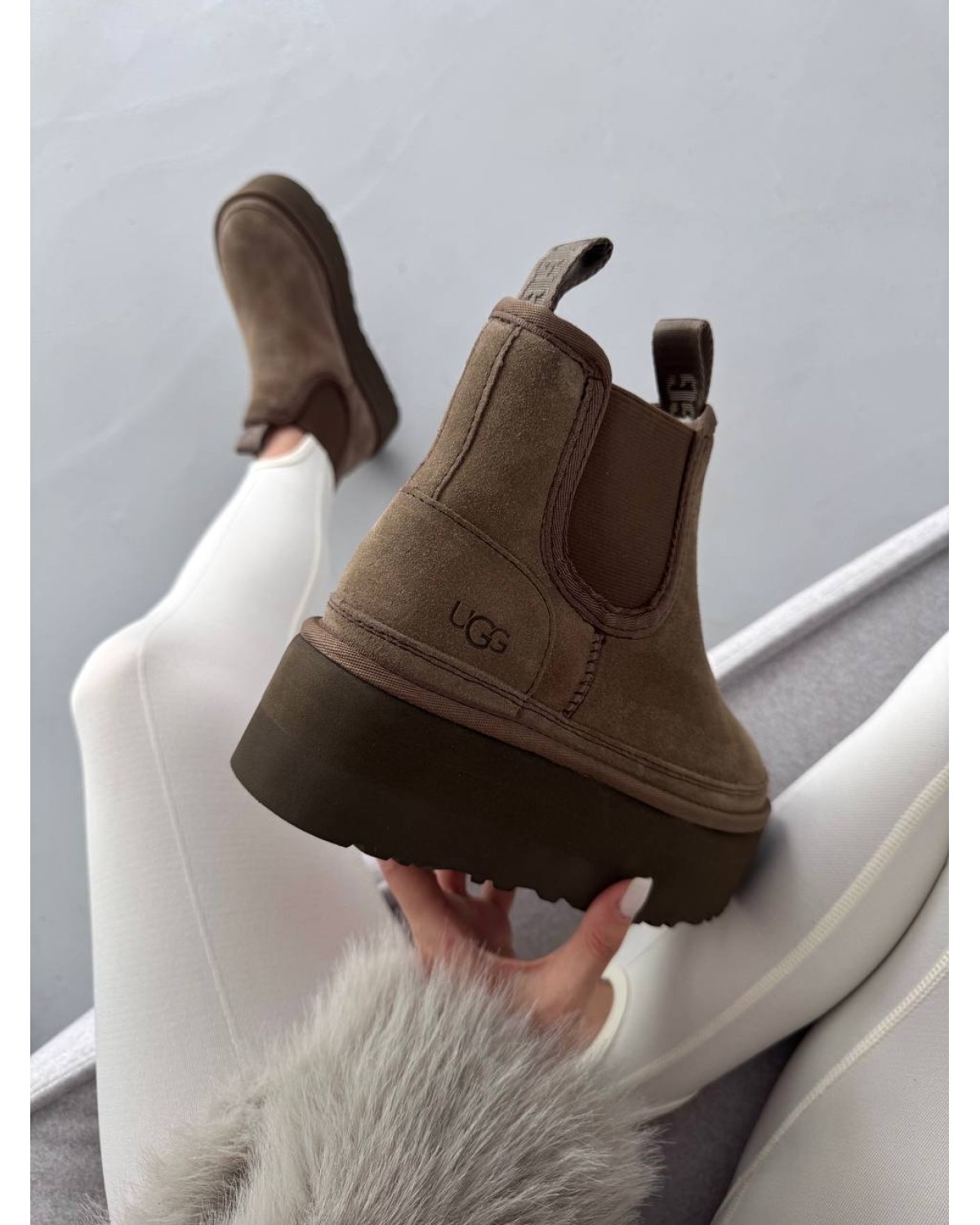 UGG Chelsea Mini Platform Hickory