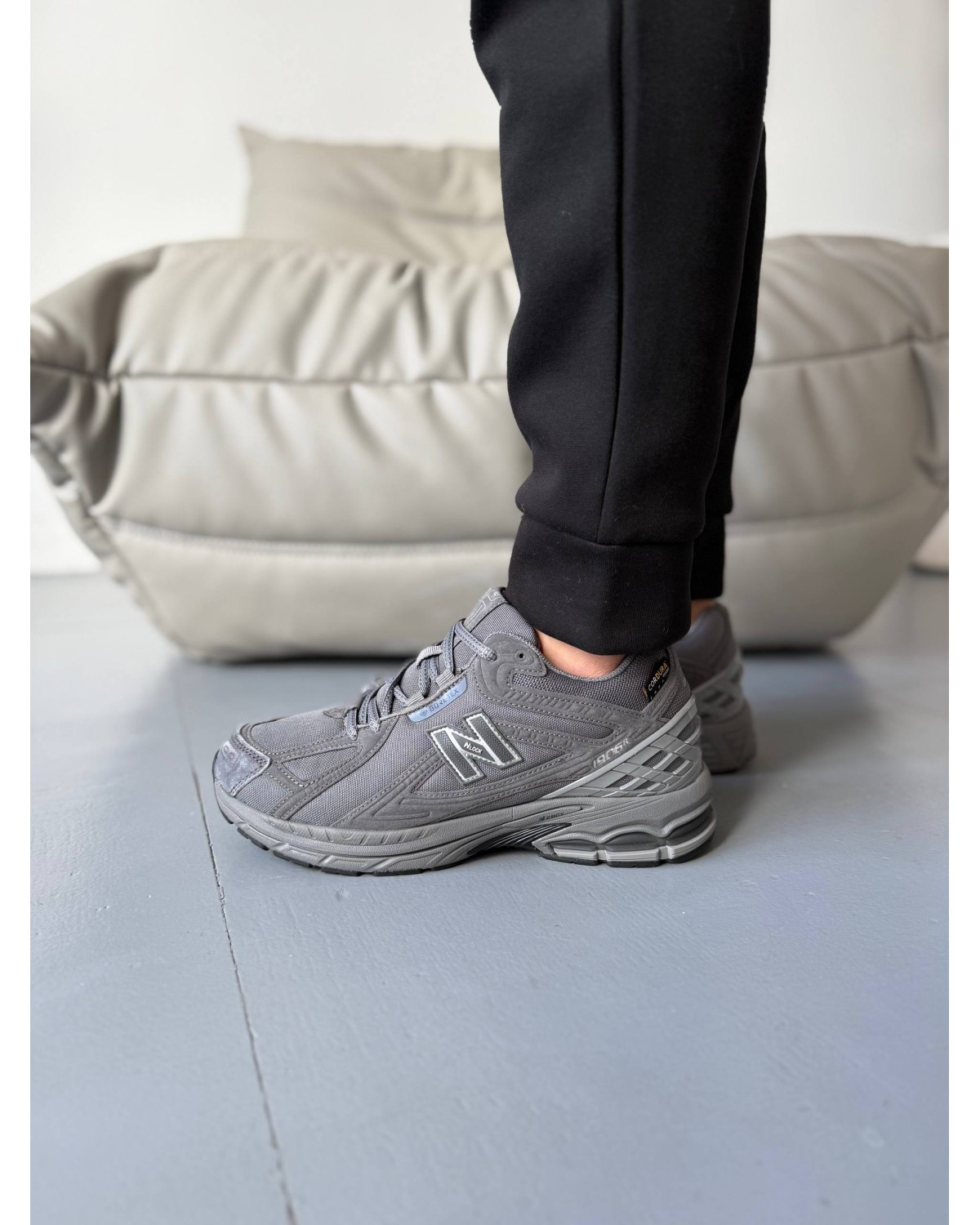 New Balance 1906R Grey Fur