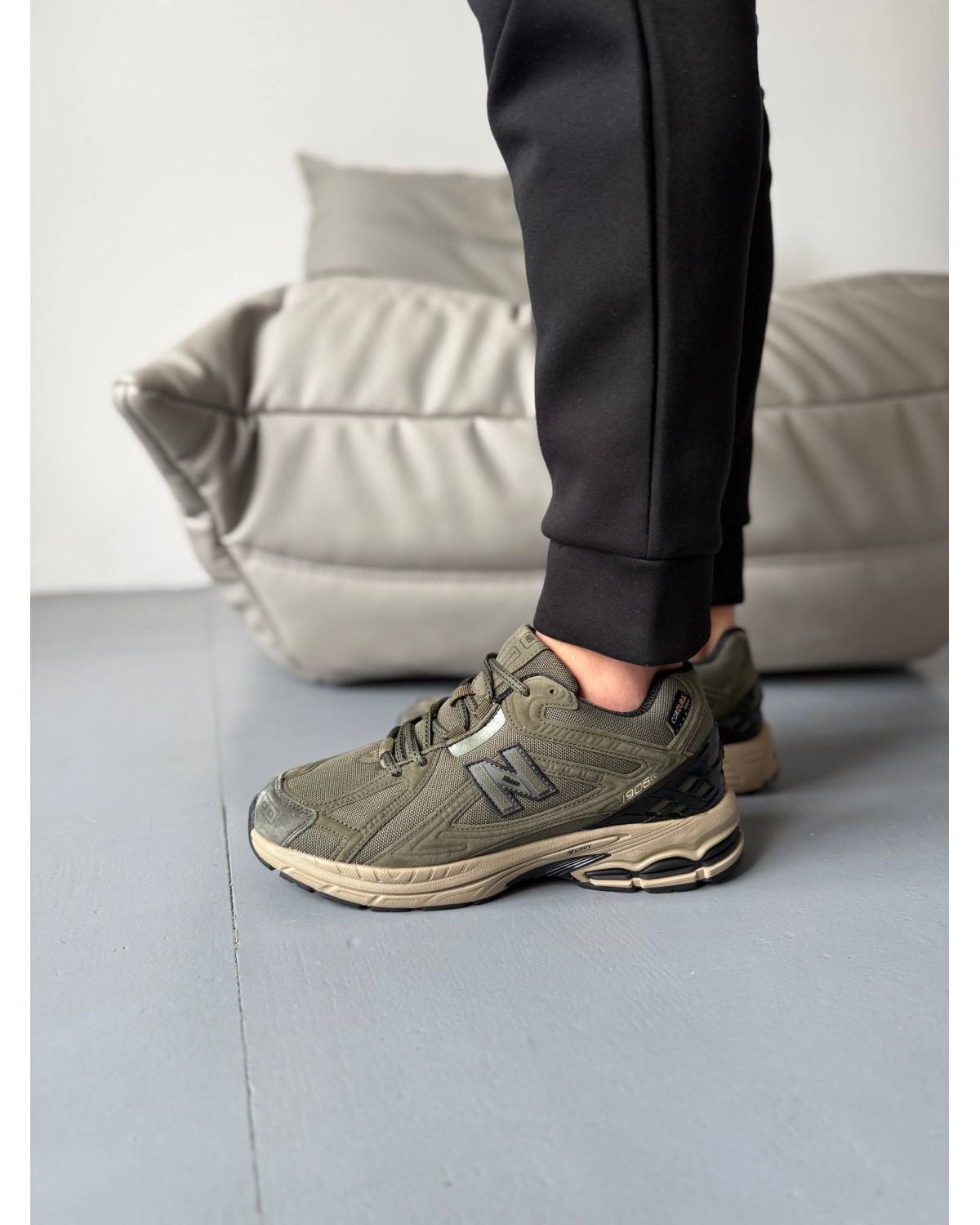 New Balance 1906R Khaki Beige Gore-Tex Fur