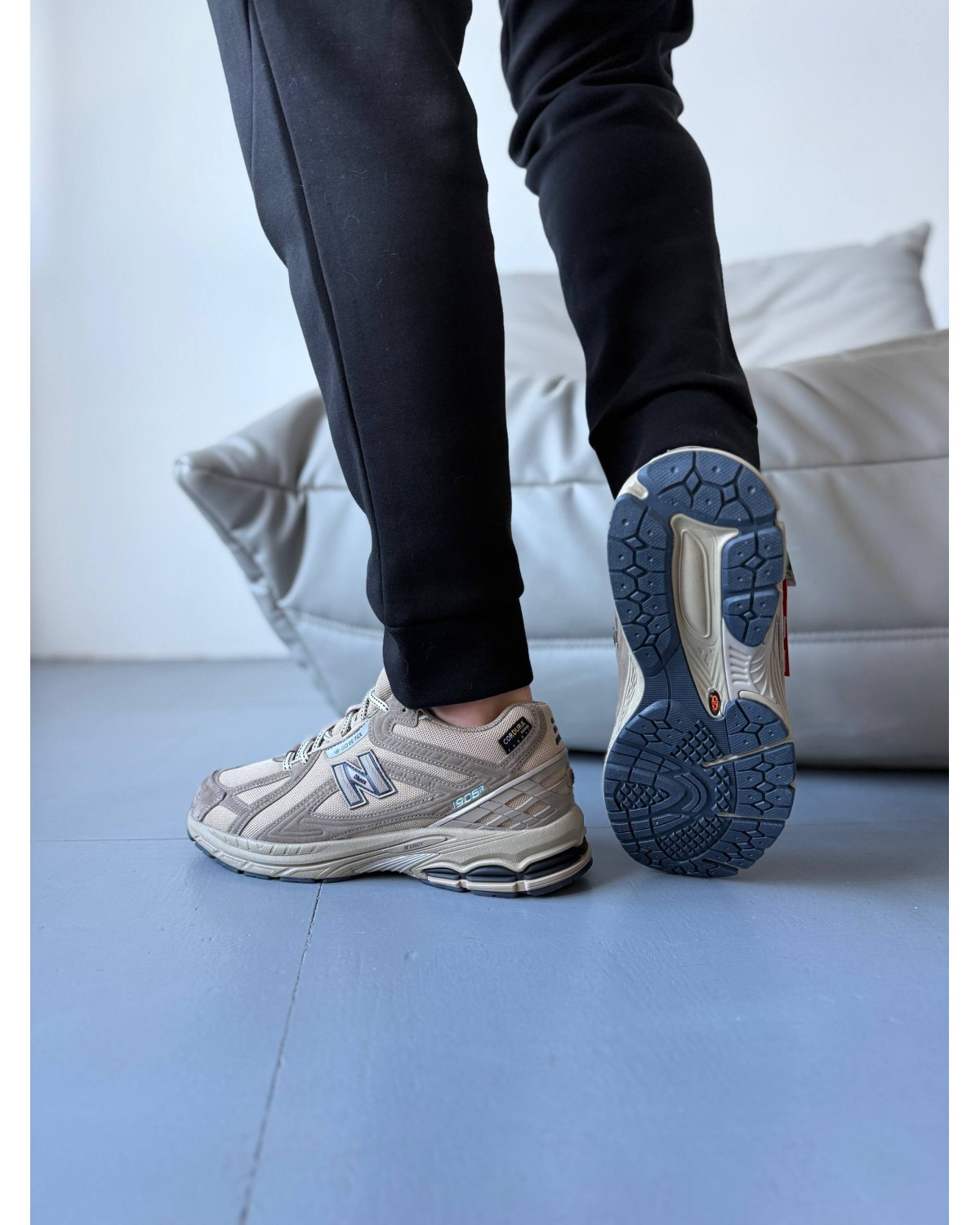 New Balance 1906R Beige Gore-Tex Fur