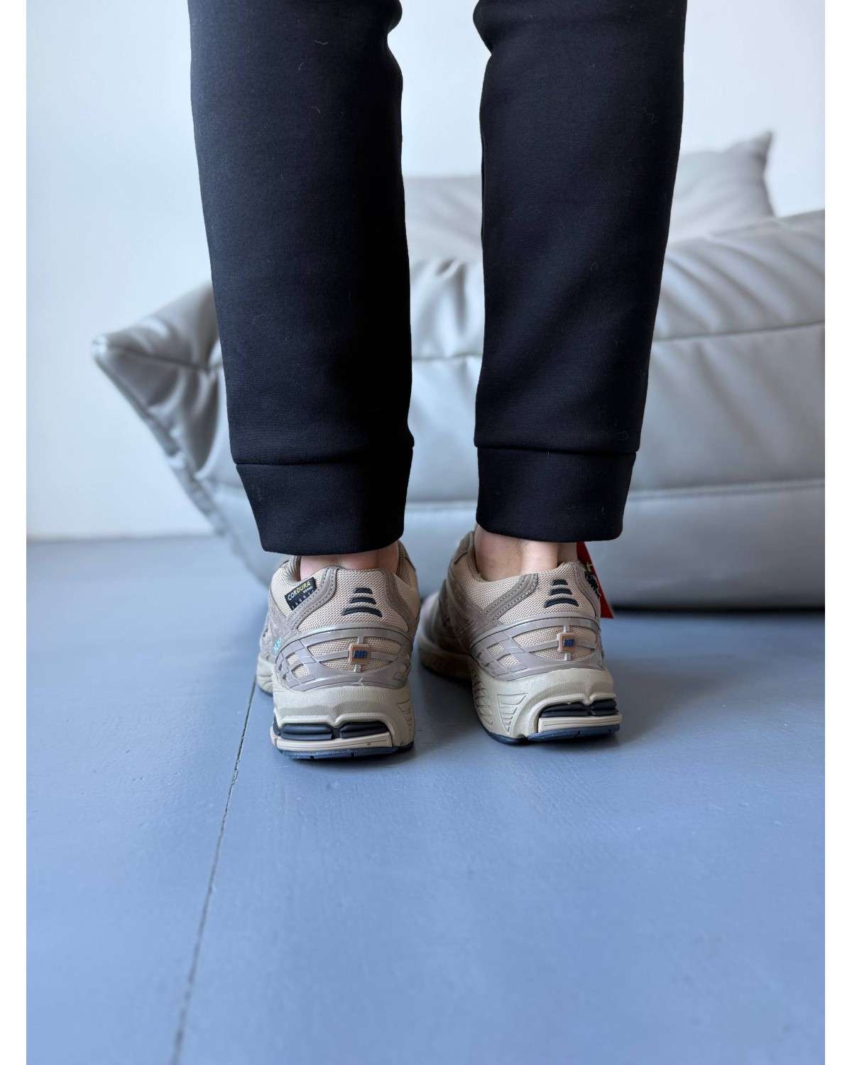 New Balance 1906R Beige Gore-Tex Fur