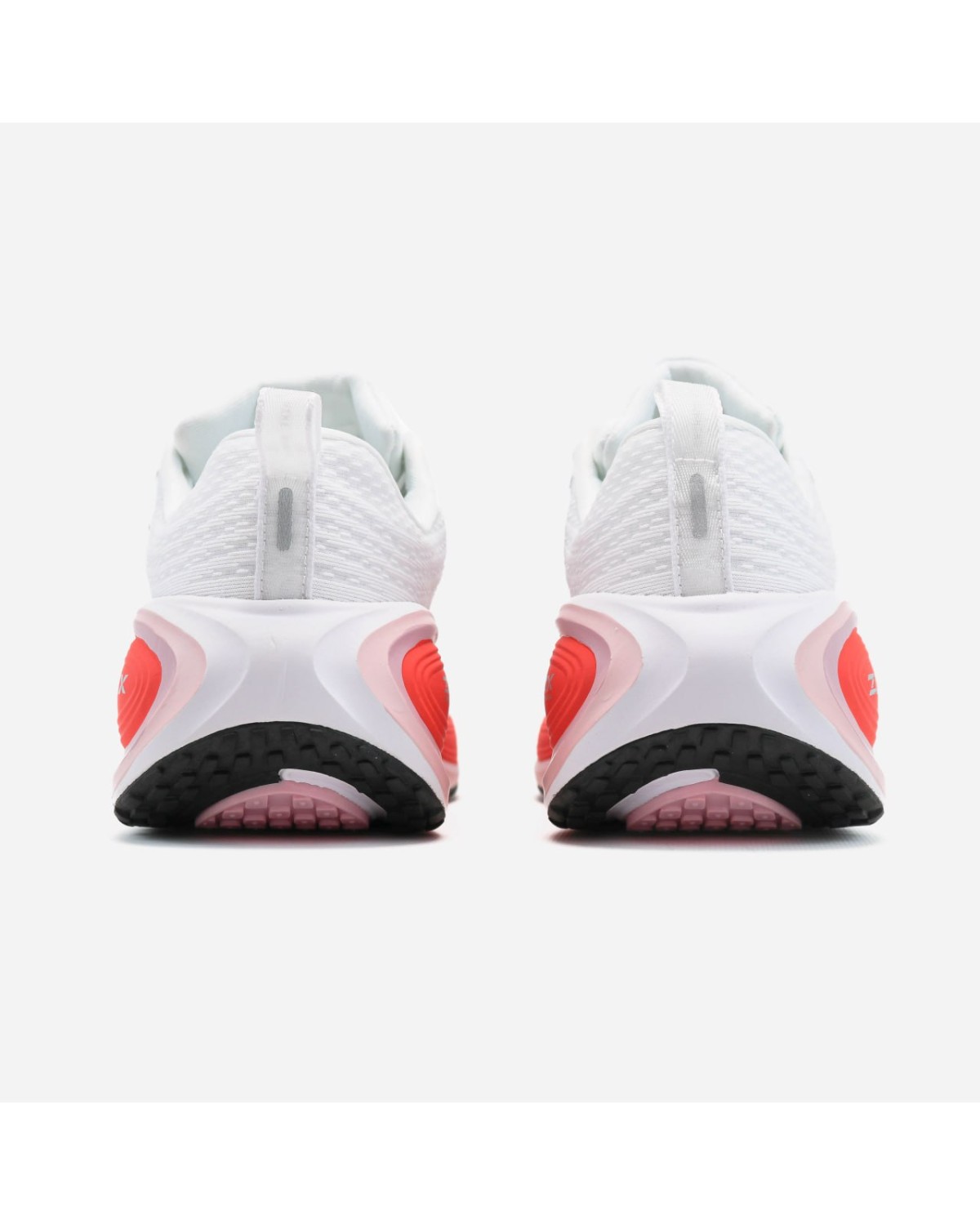 Nike Vomero 18 White