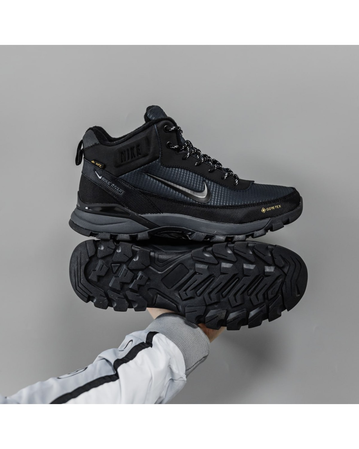 Nike Rivah Zoom Structure