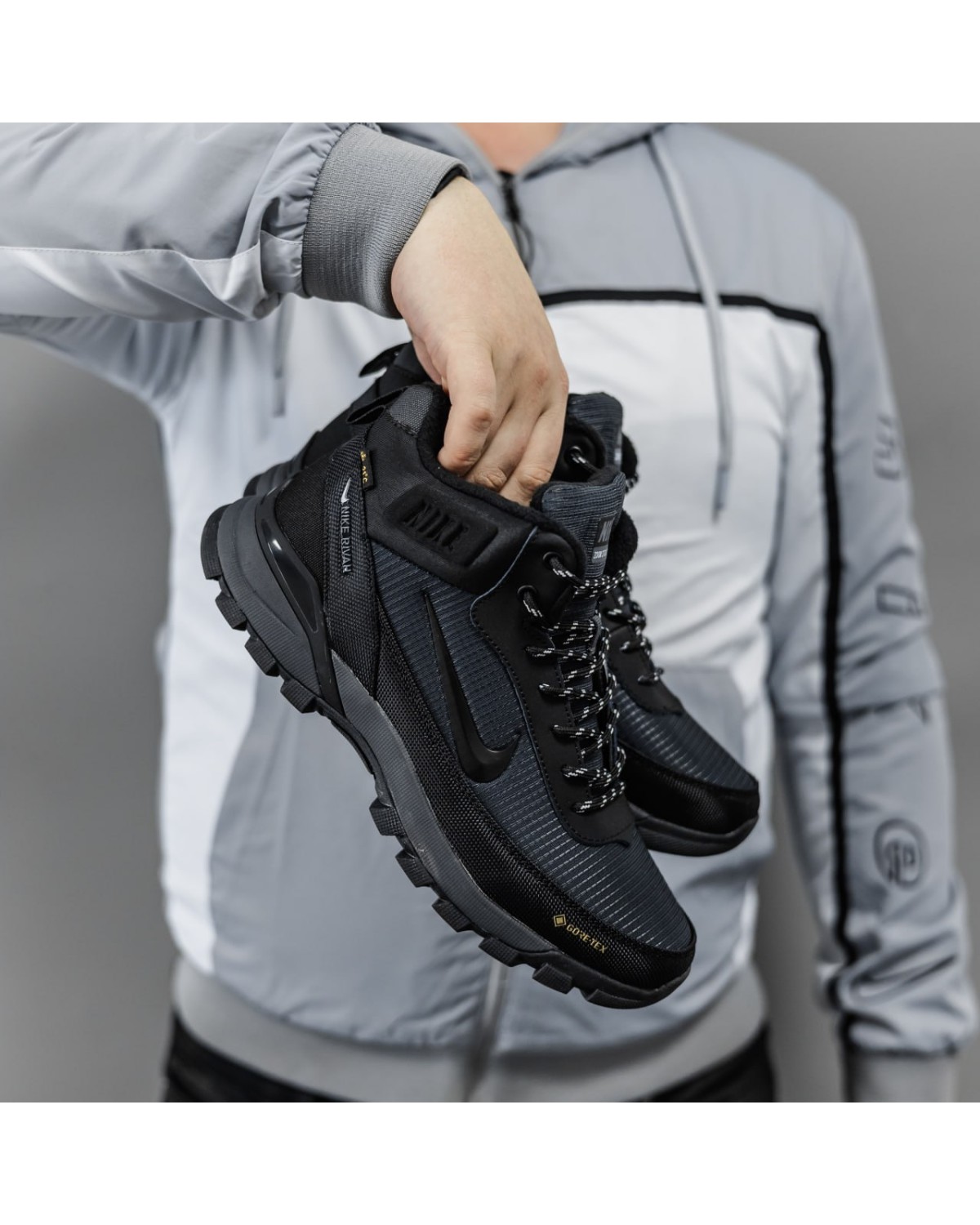 Nike Rivah Zoom Structure