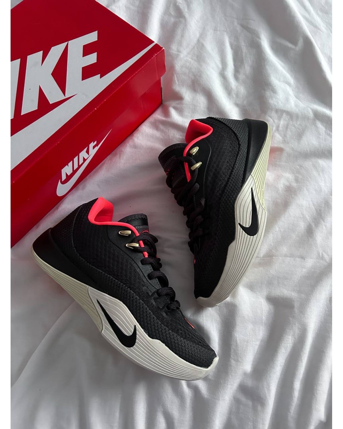 Nike S.T. Flare EP Solar Red