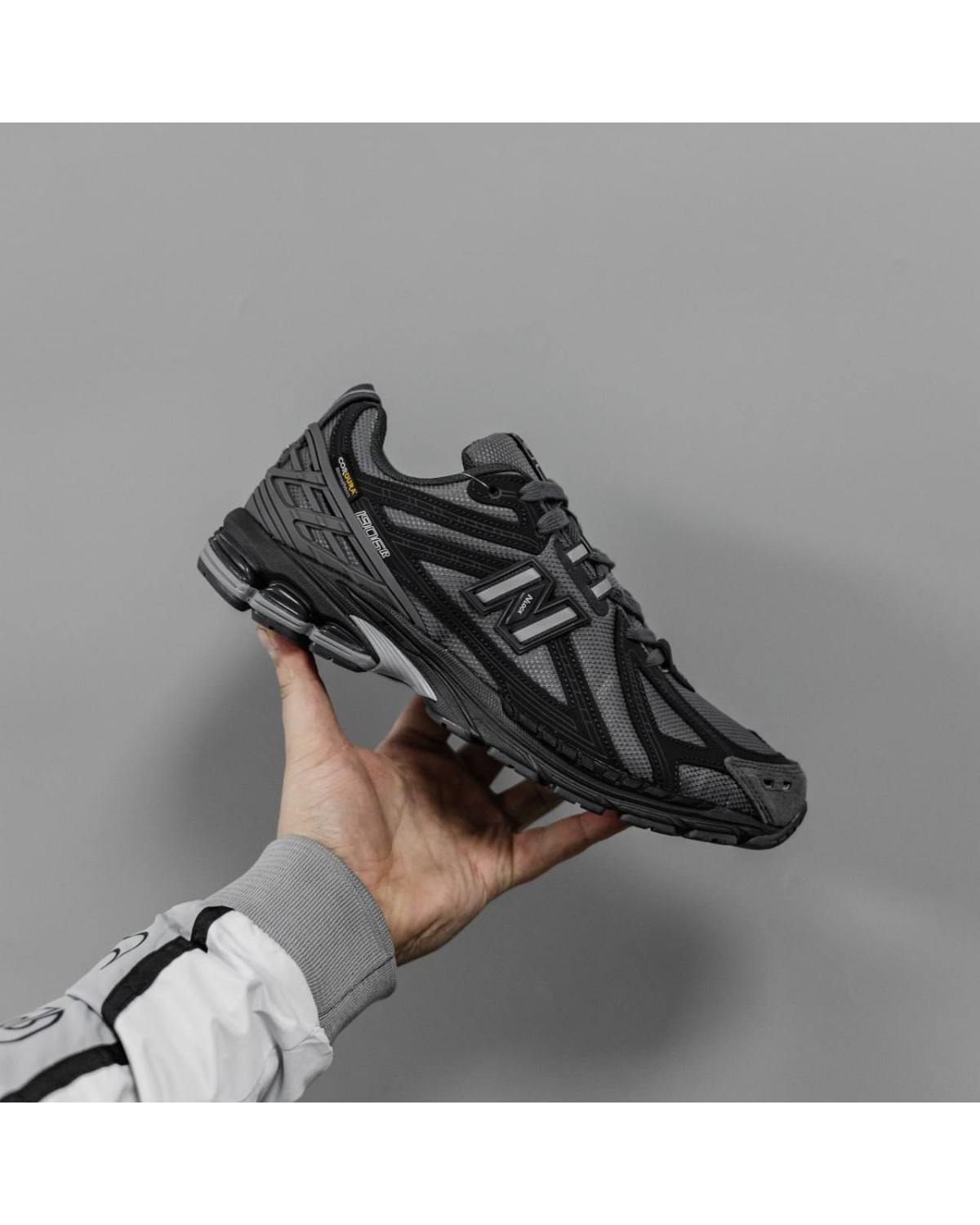 New Balance 1906R Grey