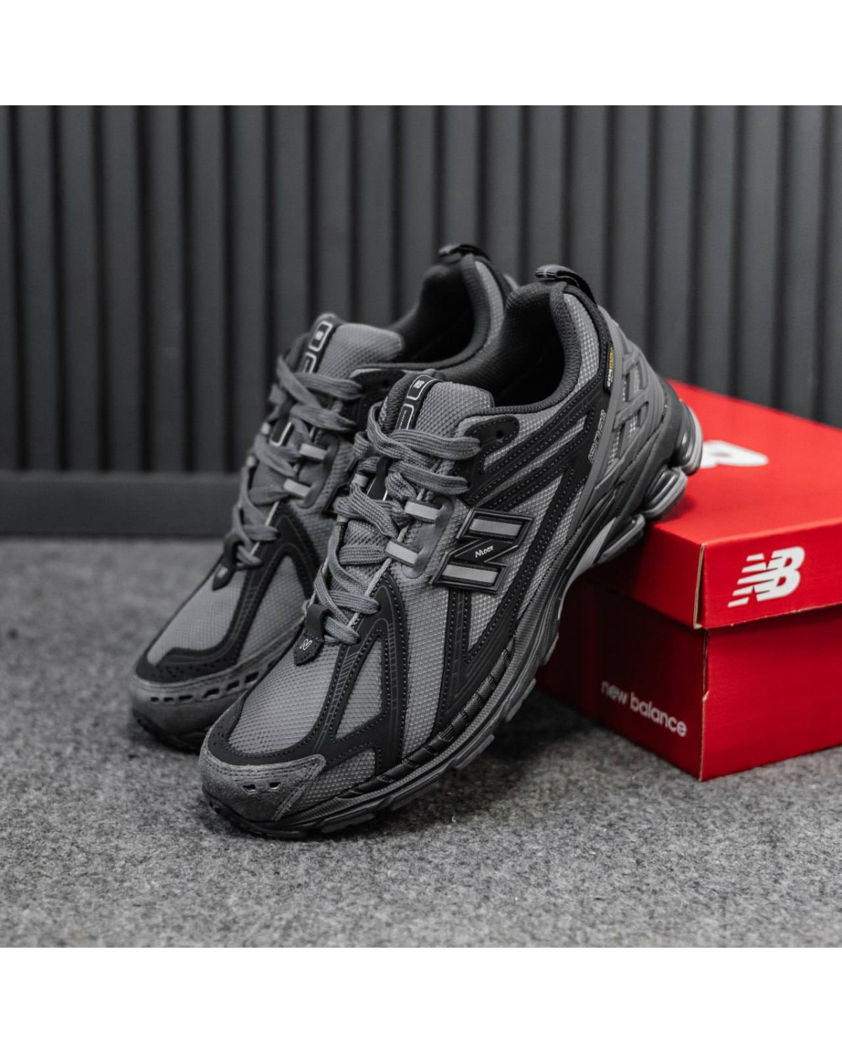 New Balance 1906R Grey