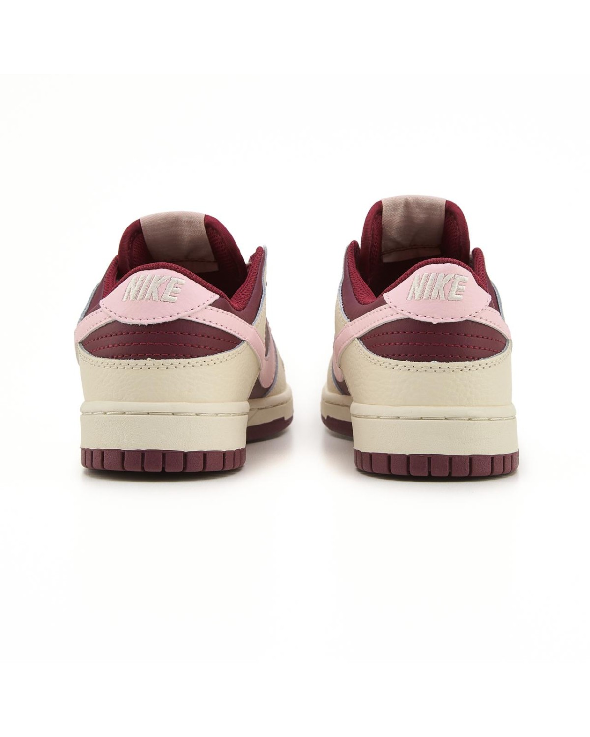 Nike SB Dunk Low PRM Valentines Day