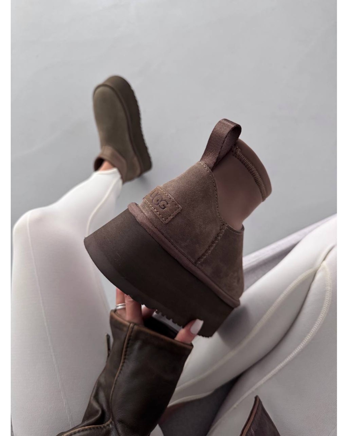 UGG Mini Dipper Platform Boots Hickory