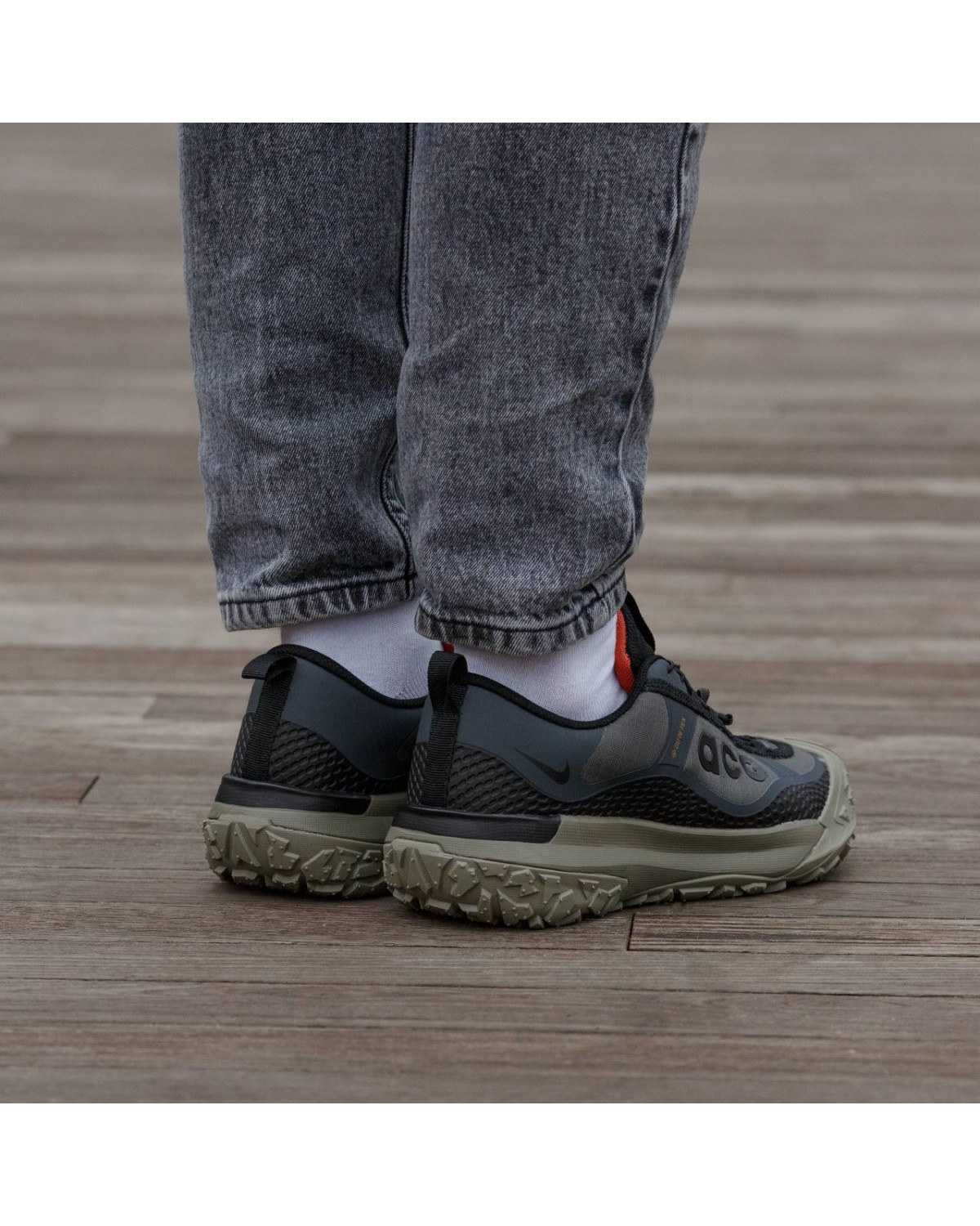 Nike ACG Moutain fly Gore Tex Black Haki Nike ACG Moutain fly Gore Tex Black Haki