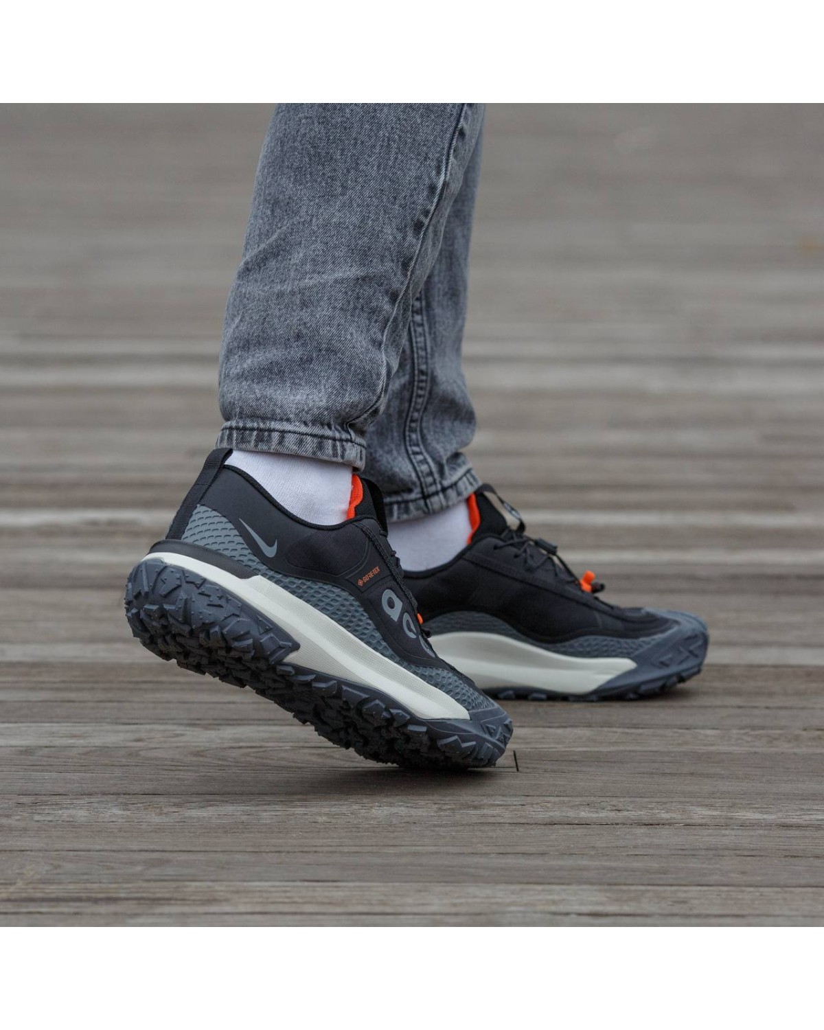 Nike ACG Mountain Fly Gore-Tex Black Grey Orange