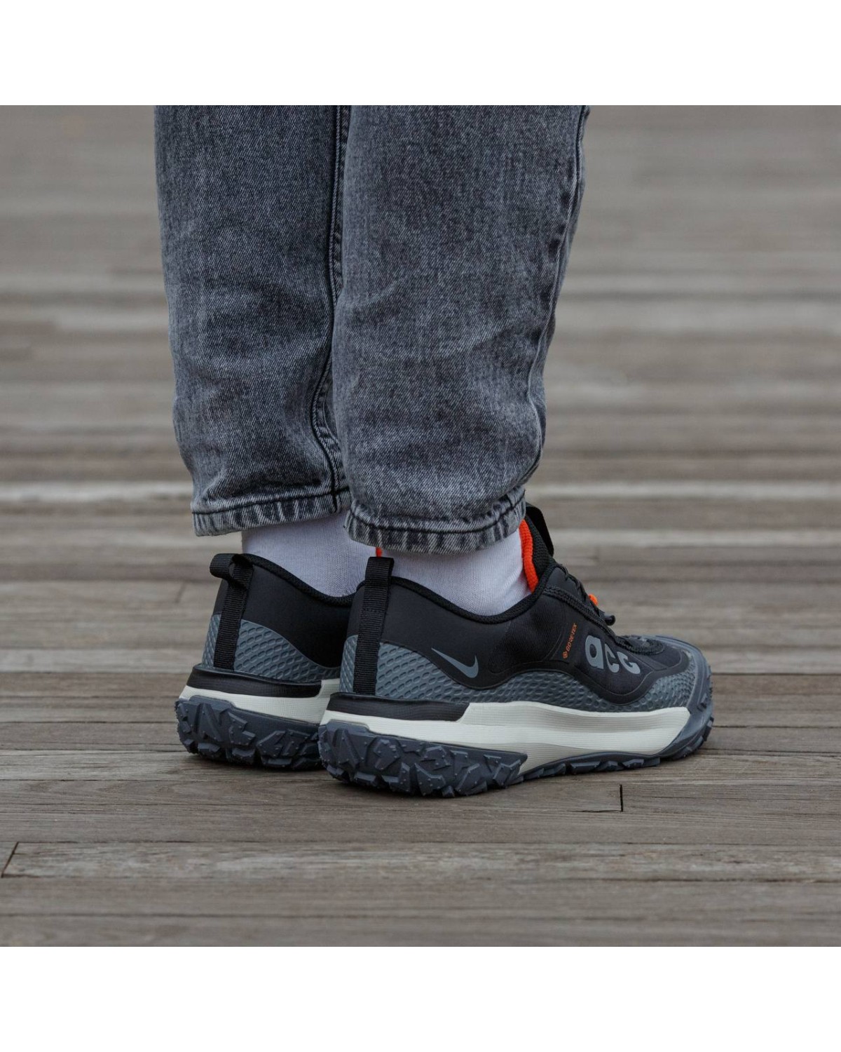 Nike ACG Mountain Fly Gore-Tex Black Grey Orange
