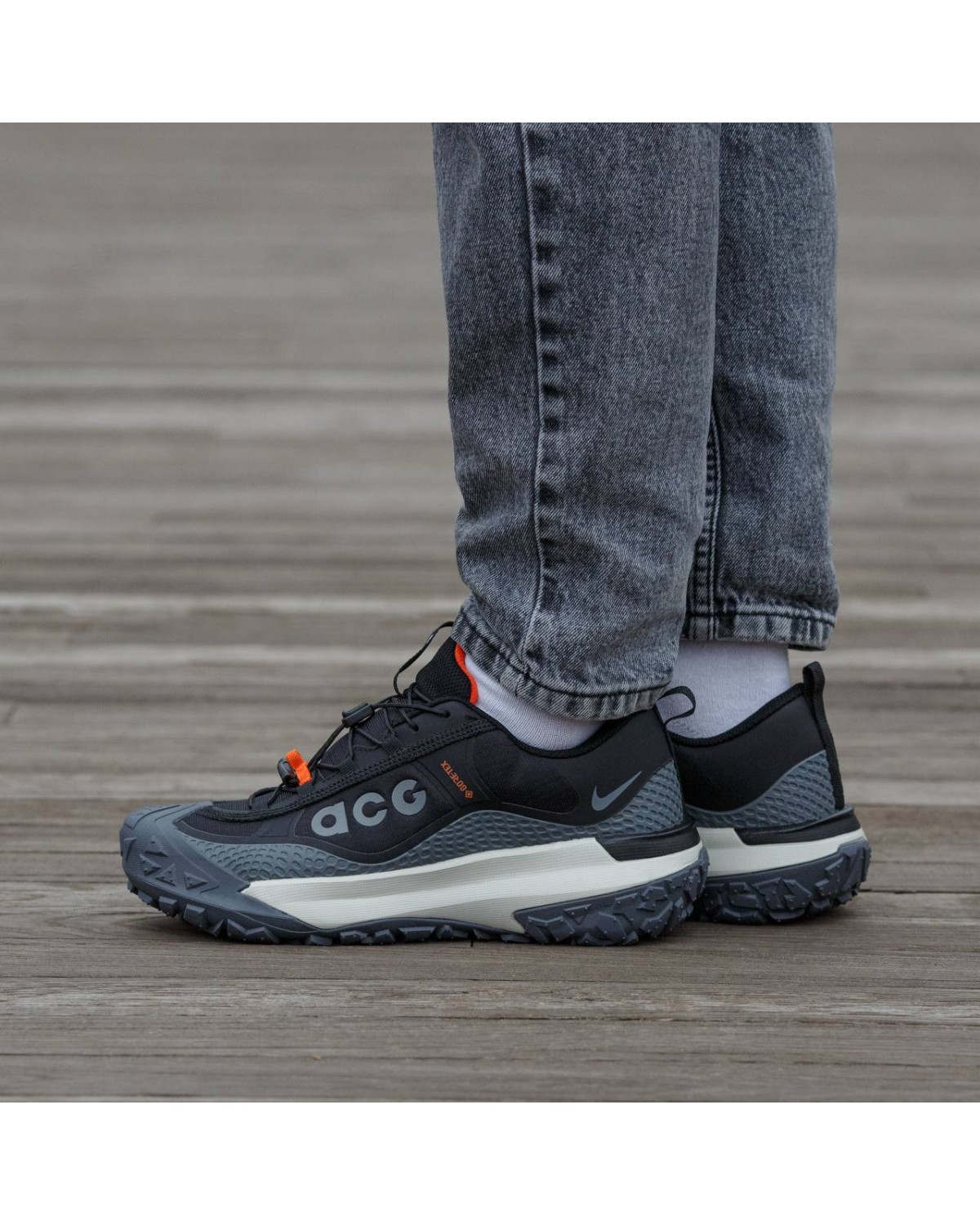 Nike ACG Mountain Fly Gore-Tex Black Grey Orange