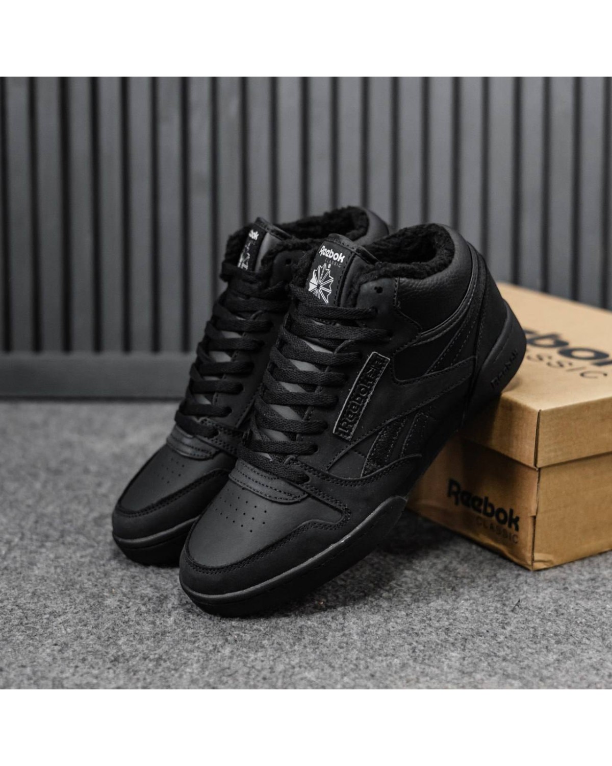 Reebok Classic Dark Reebok Classic Dark