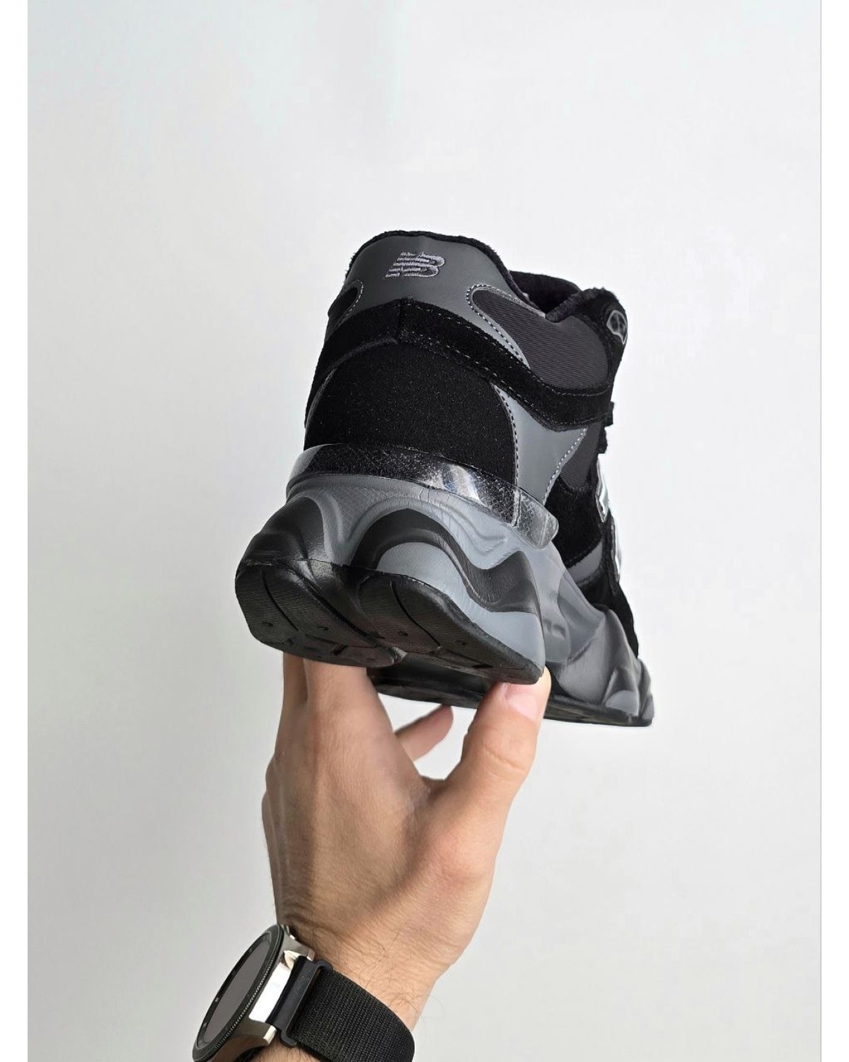 New Balance 9060 Fur