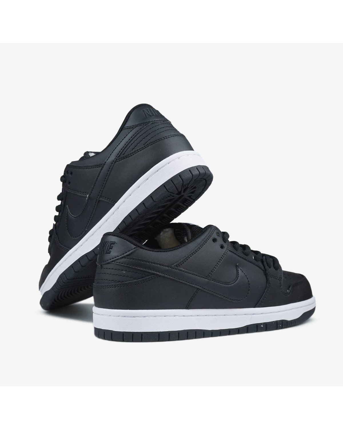 Nike Dunk Low Black White