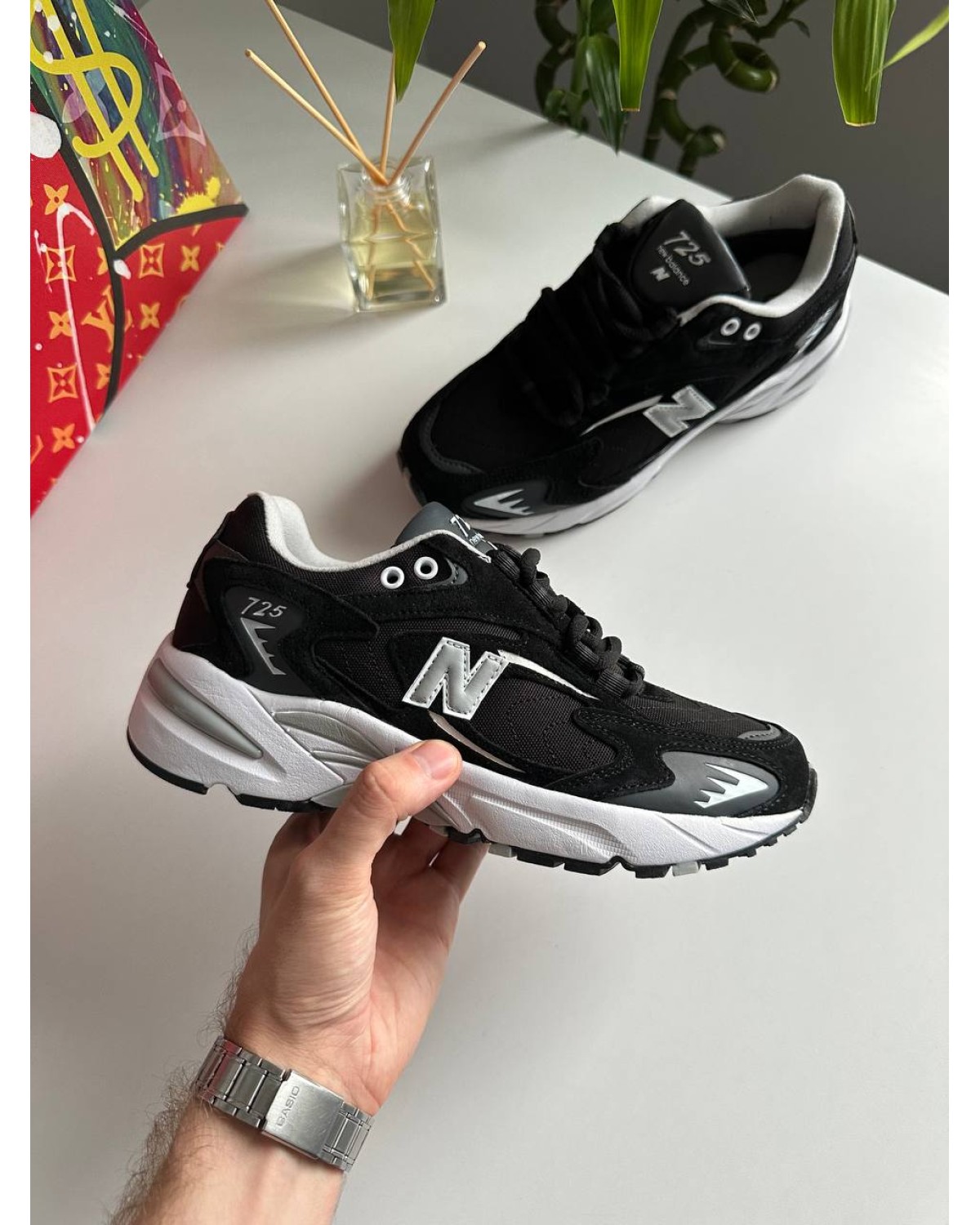 New Balance 725 Black White Thermo