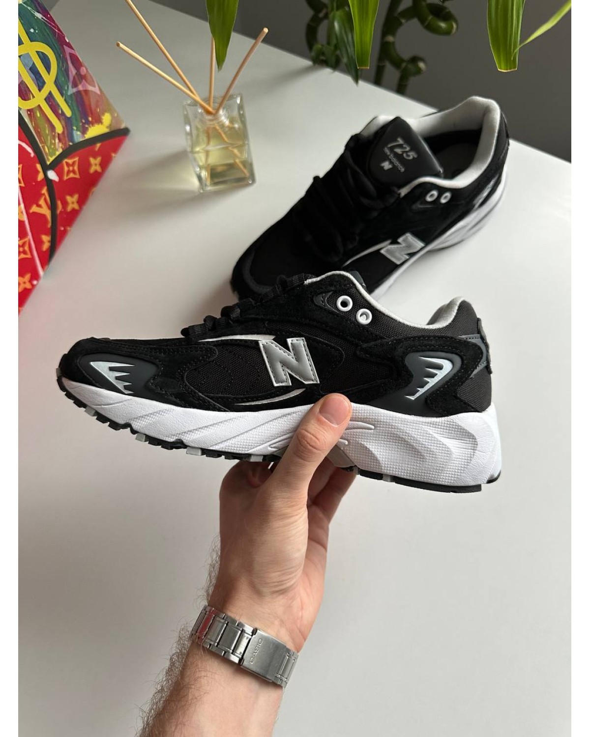 New Balance 725 Black White Thermo New Balance 725 Black White Thermo