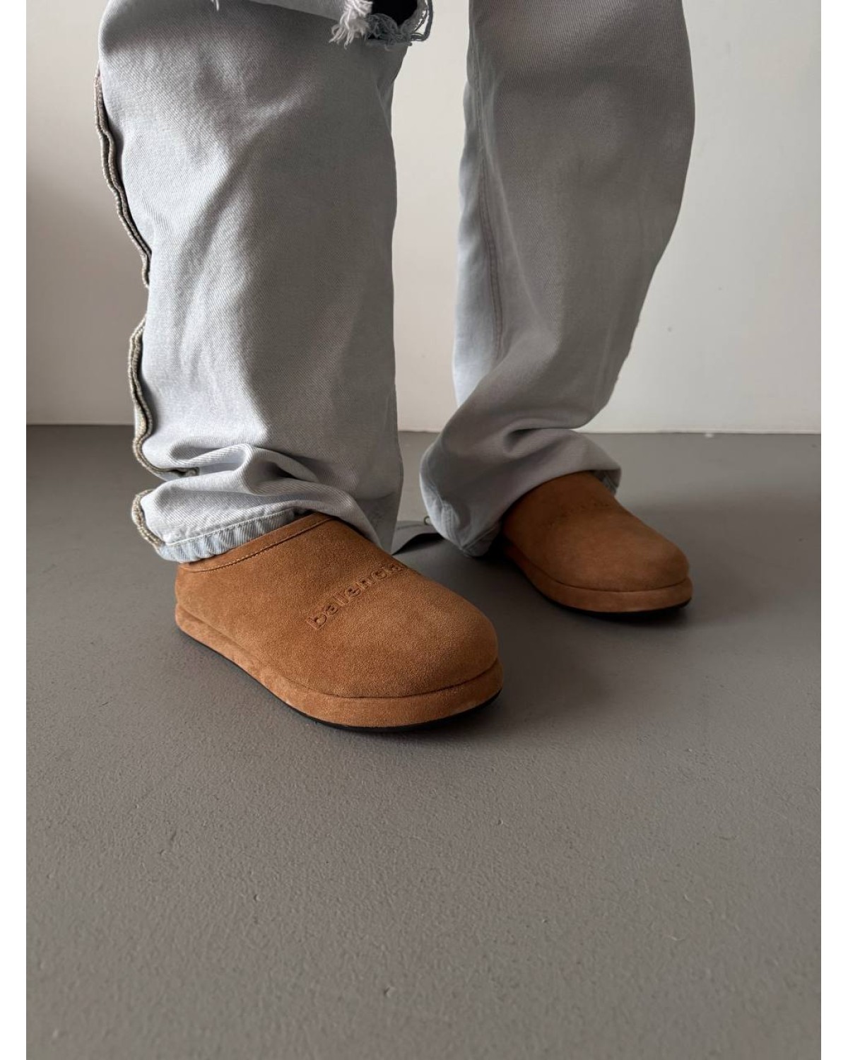 Balenciaga Alaska Soft Mules Chestnut Balenciaga Alaska Soft Mules Chestnut