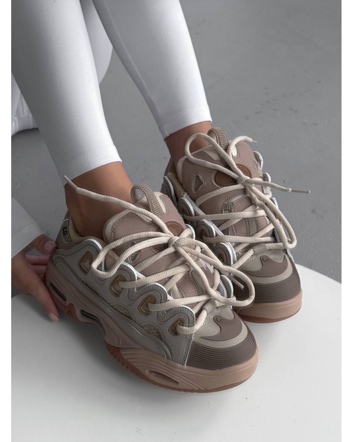 Osiris D-3 Beige Osiris D-3 Beige