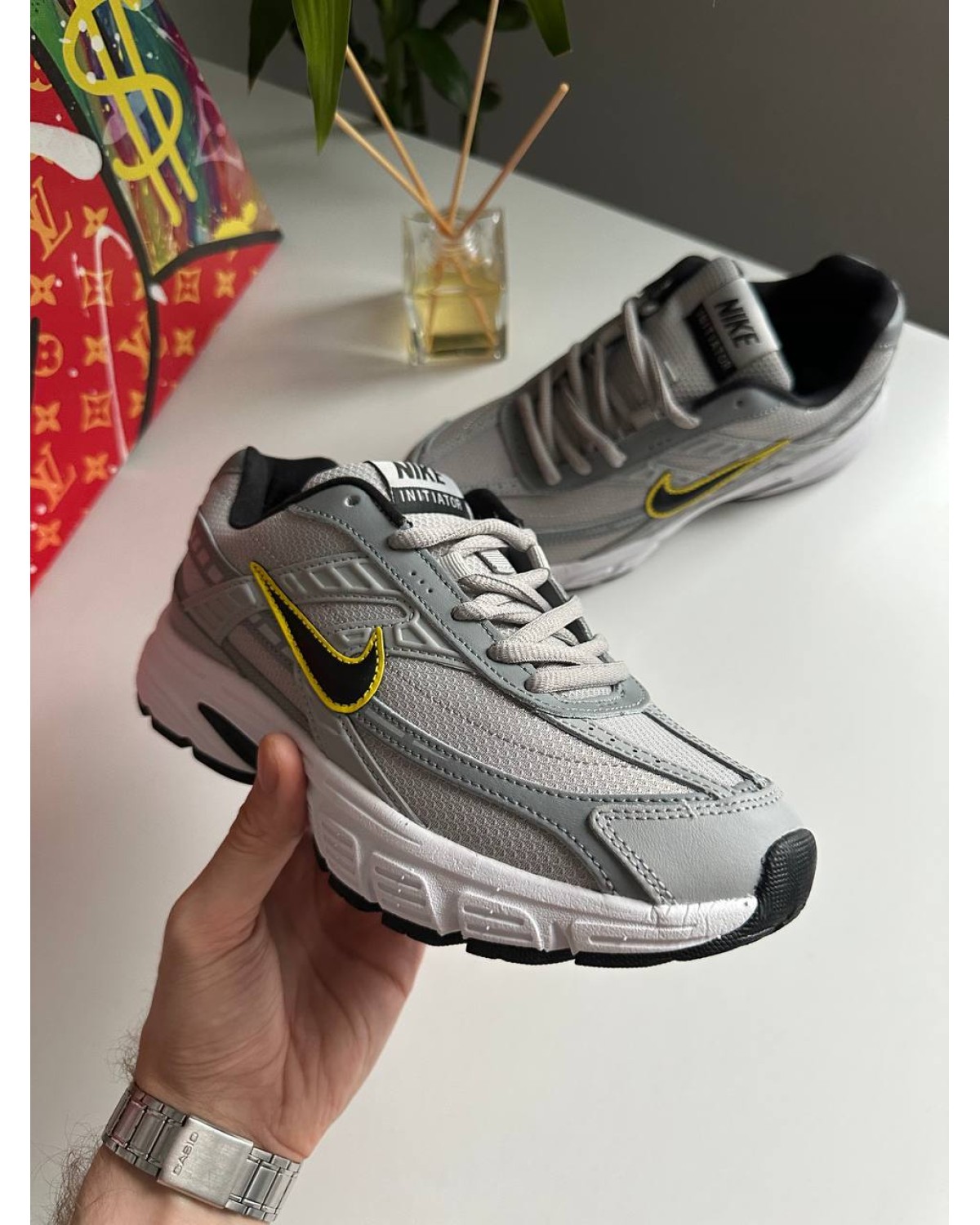 Nike Initiator Grey