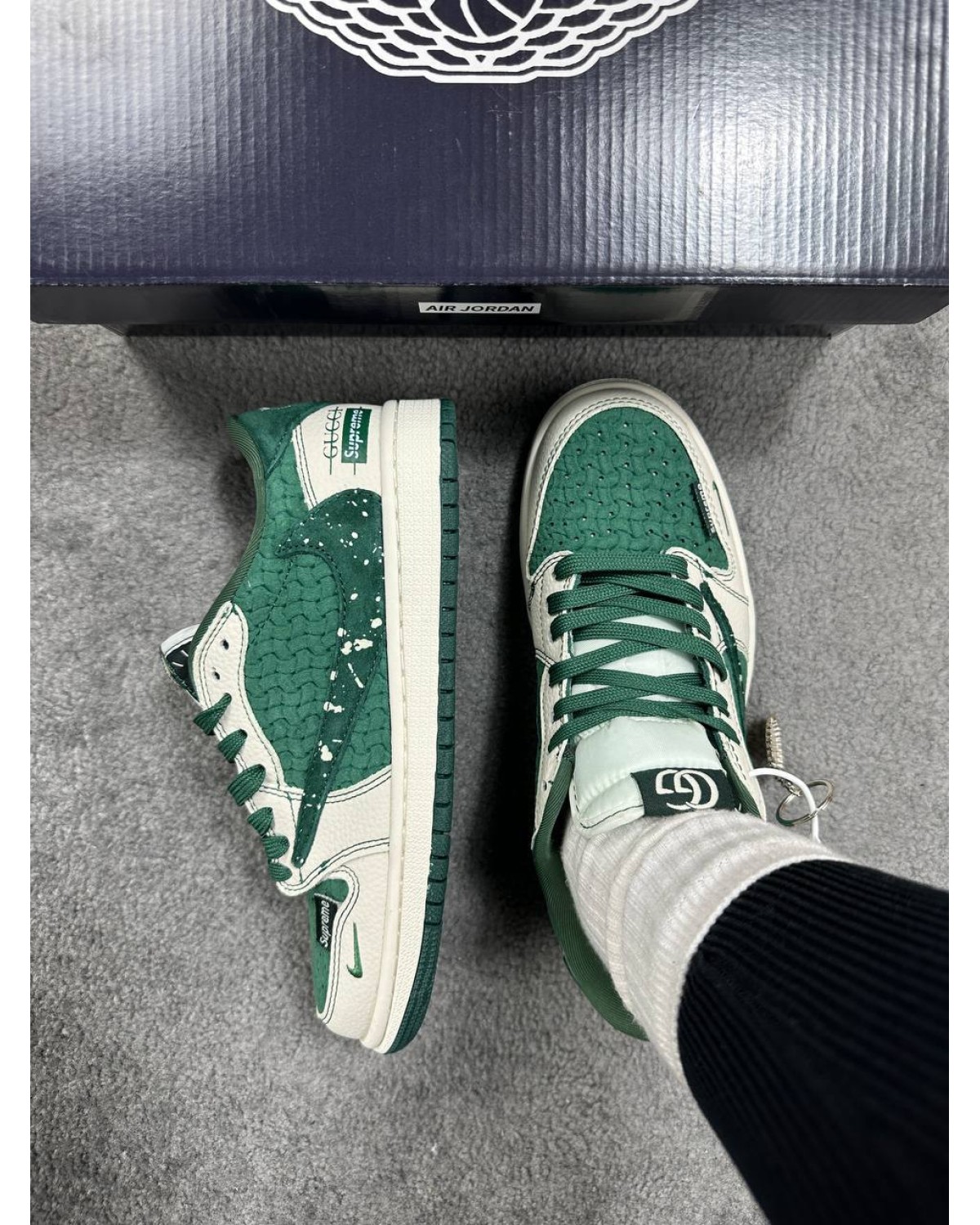 Nike Jordan 1 Low x Travis Scott x Gucci x Supreme