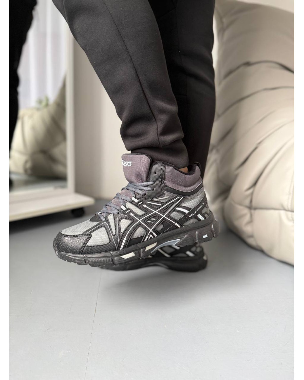 Asics Gel-Kahana 8 High Black Grey Fur