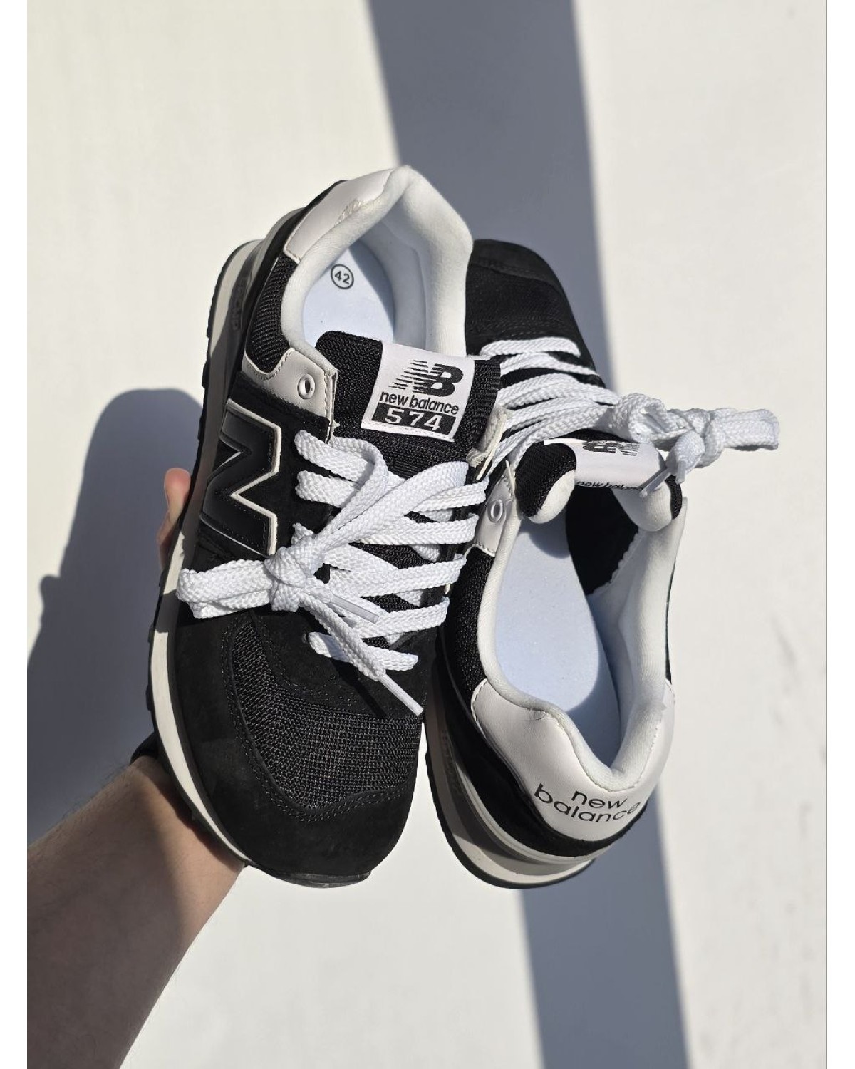 New Balance 574 Black / White