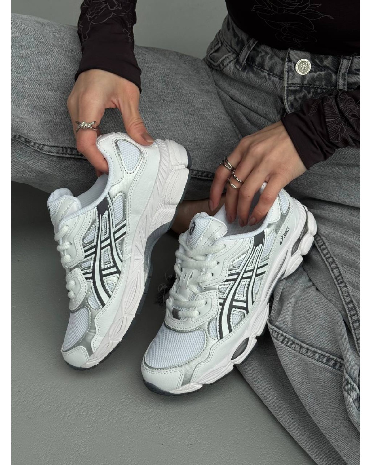 Asics Gel NYC White / Grey Asics Gel NYC White / Grey