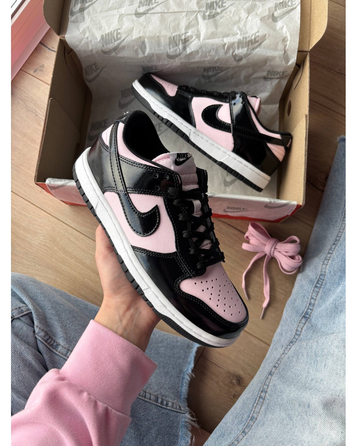 Nike SB Dunk Low Pink Black
