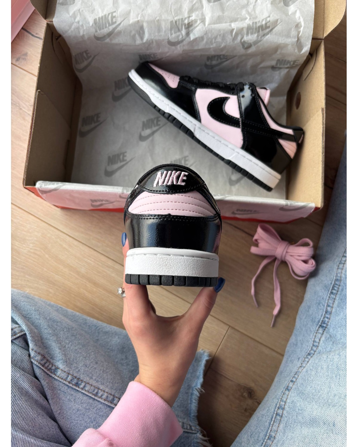 Nike SB Dunk Low Pink Black