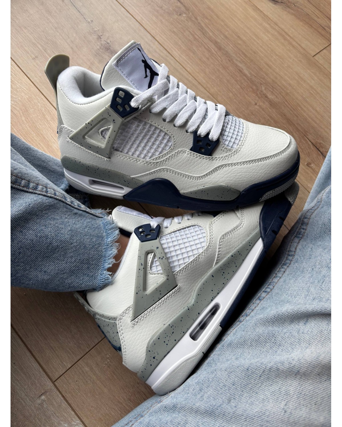 Jordan 4 Retro Midnight Navy