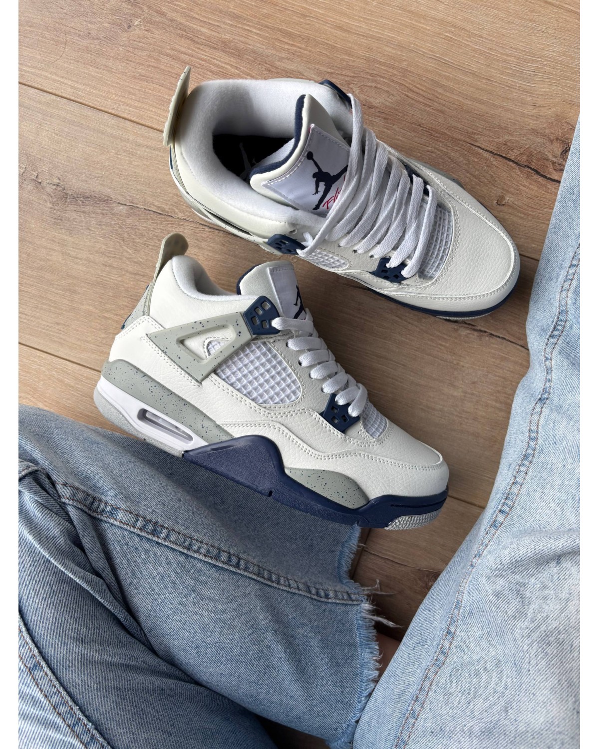 Jordan 4 Retro Midnight Navy