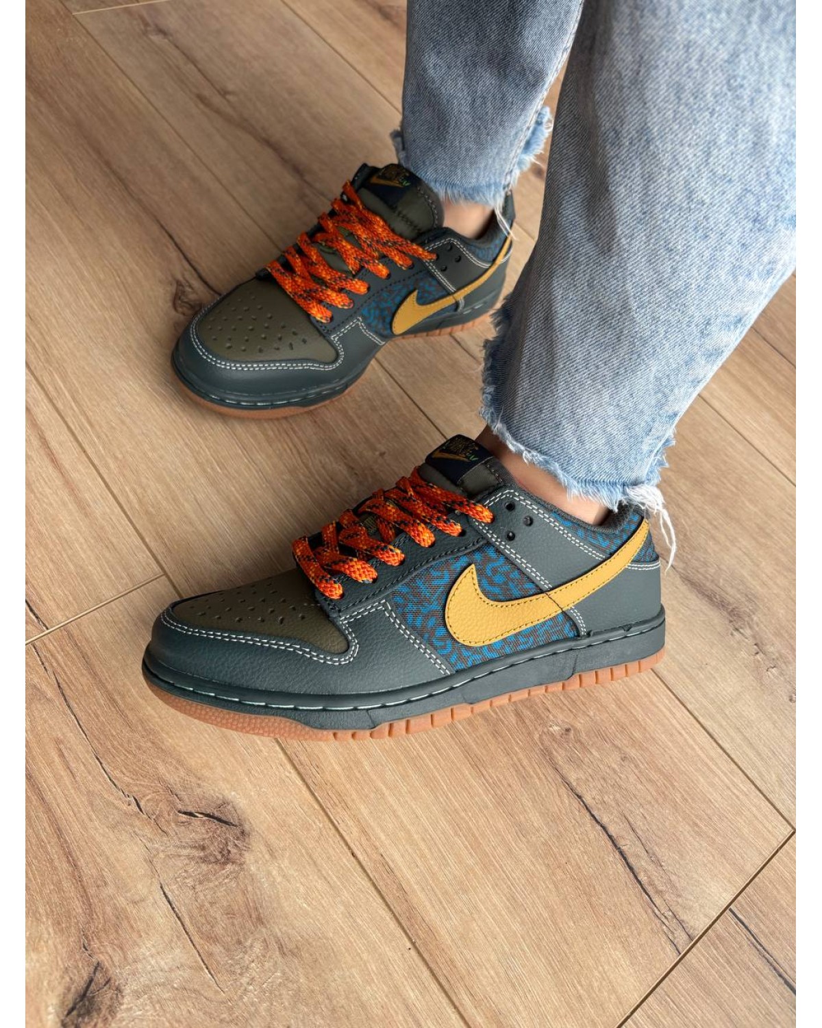 Nike Dunk Low Seaweed Ochre Khaki