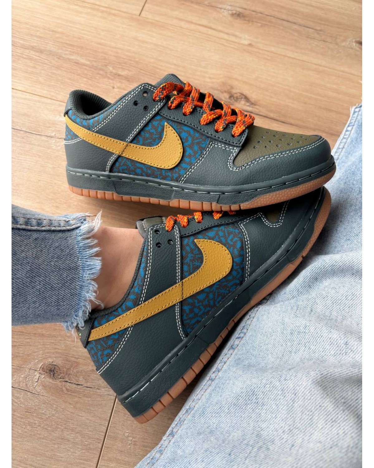 Nike Dunk Low Seaweed Ochre Khaki