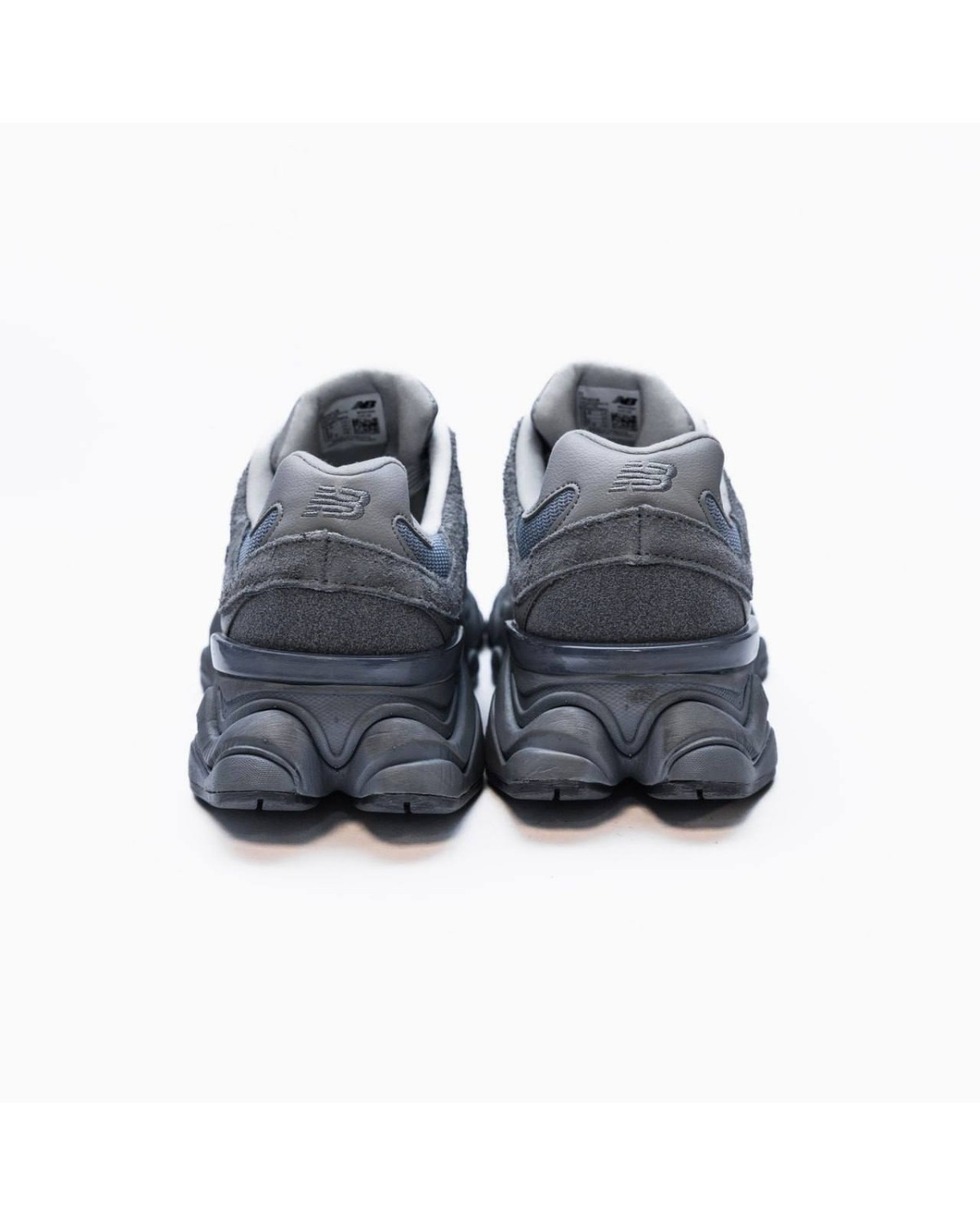 Nеw Ваlаnсе 9О6О