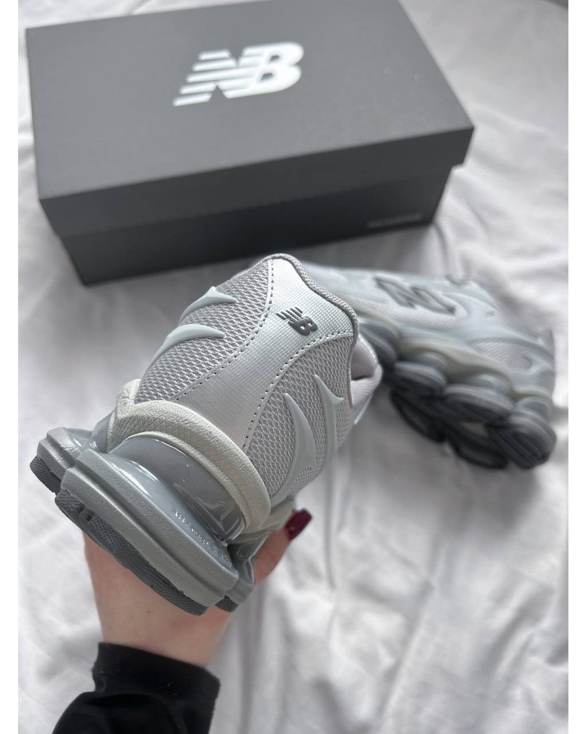 New Balance 2000 Silver Metallic