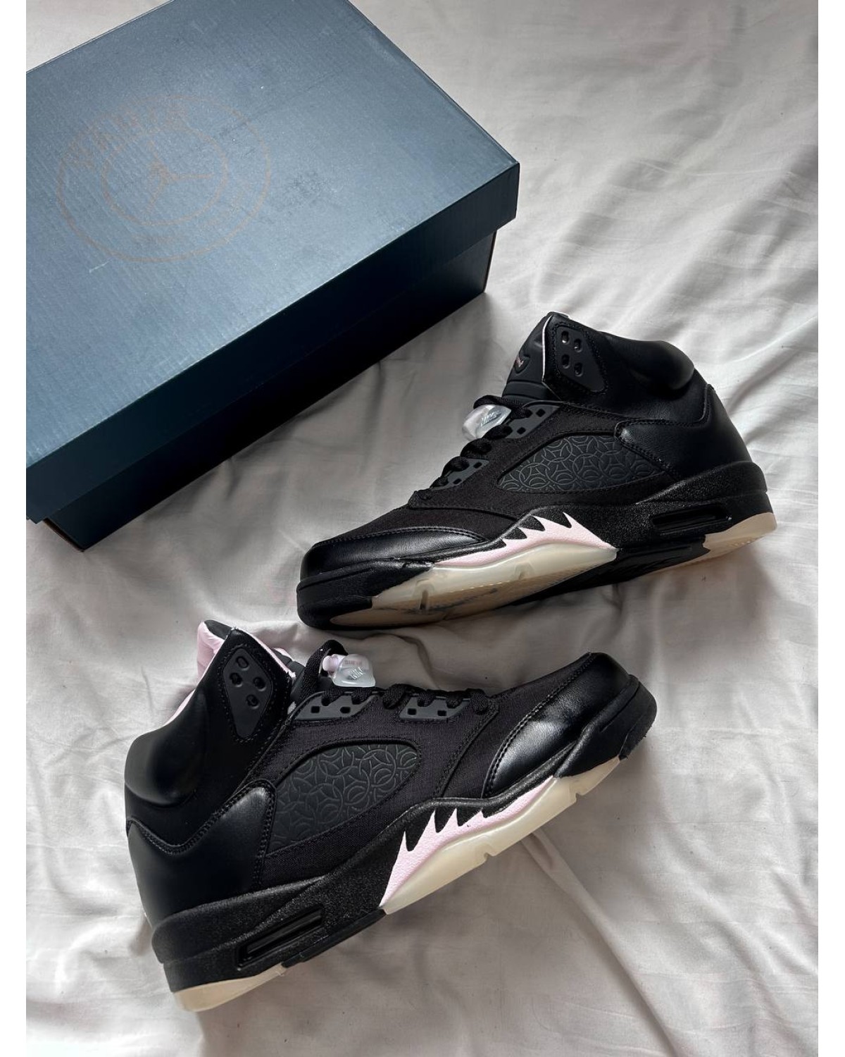 Paris Saint-Germain x Air Jordan 5 Retro