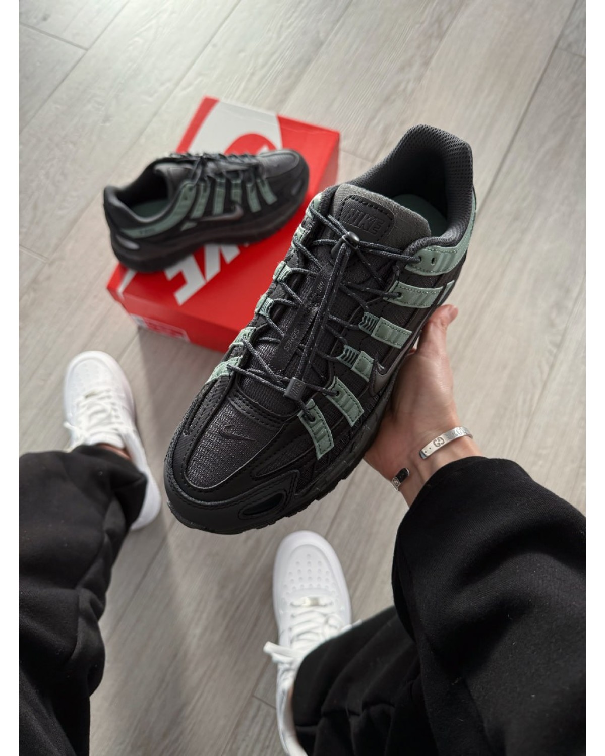 Nike P-6000 Anthracite/Dark Smoke Grey/Clay Green/Iron Grey