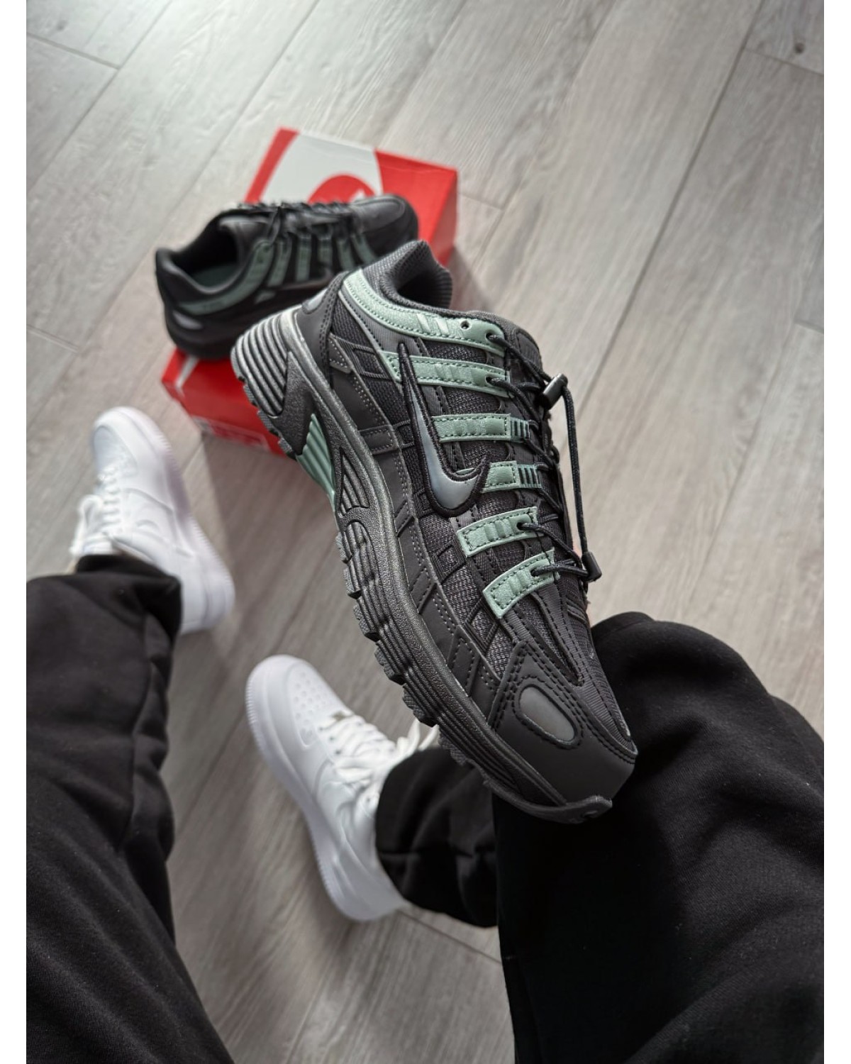 Nike P-6000 Anthracite/Dark Smoke Grey/Clay Green/Iron Grey