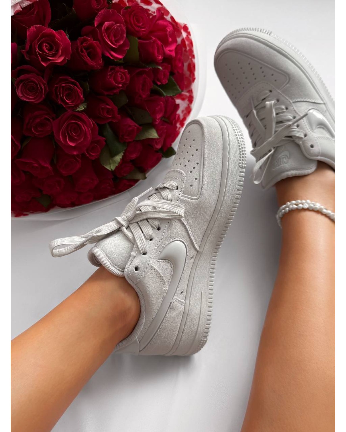 Nike Air Force Wolf Grey Suede