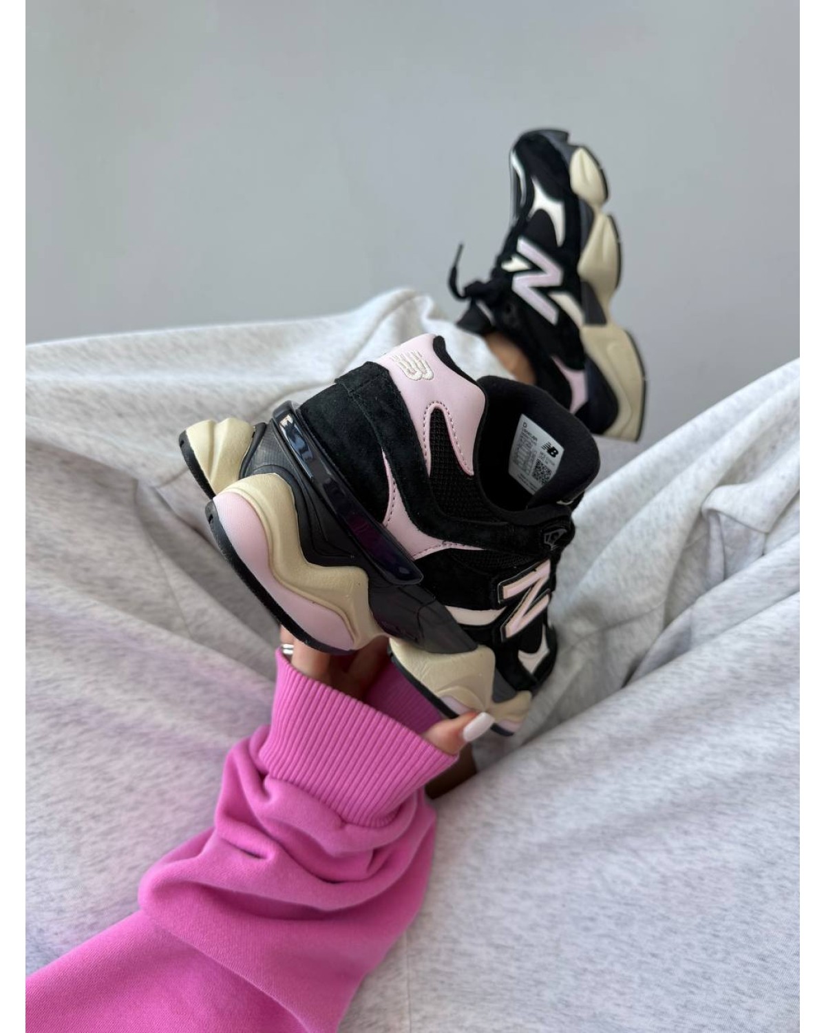 New Balance 9060 Black Suede Pink