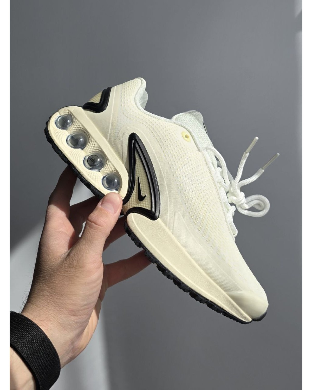 Nike Air Max DN Cream Black