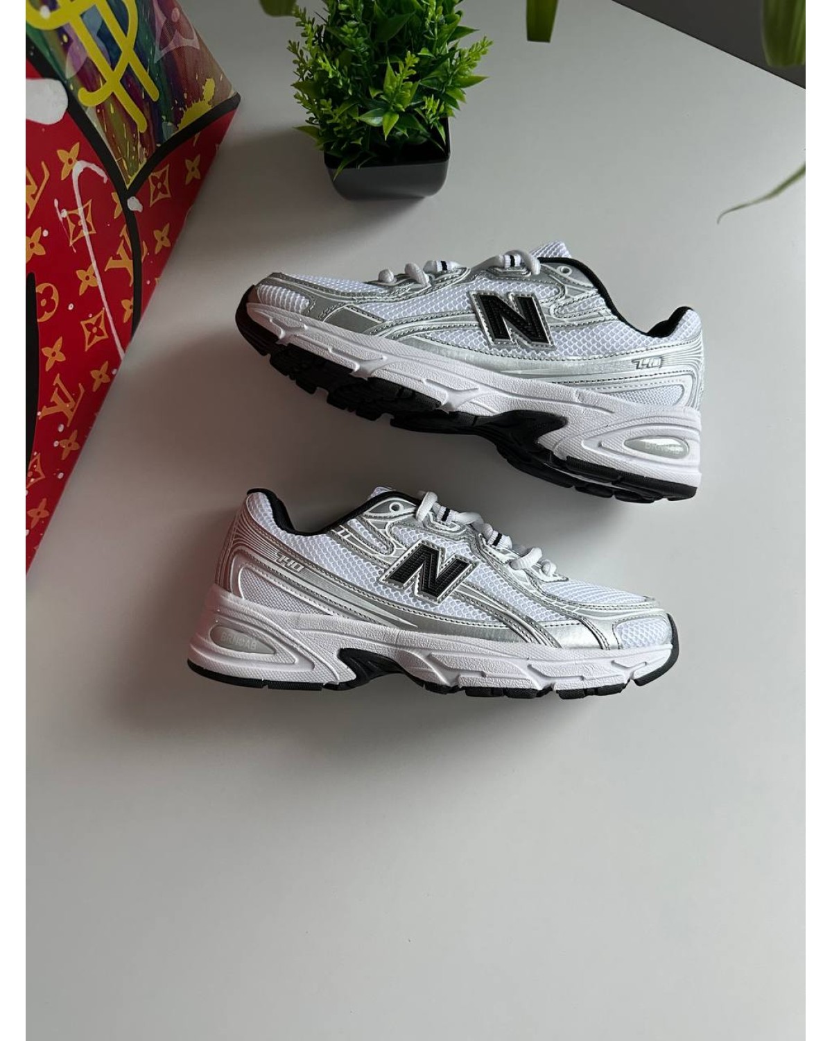 New Balance 740 White Silver Black