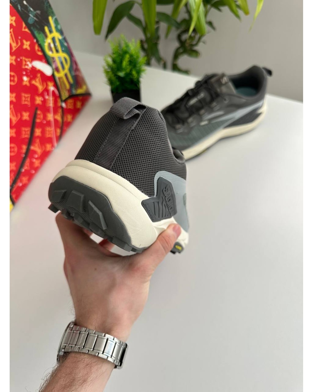 Salomon Genesis Grey