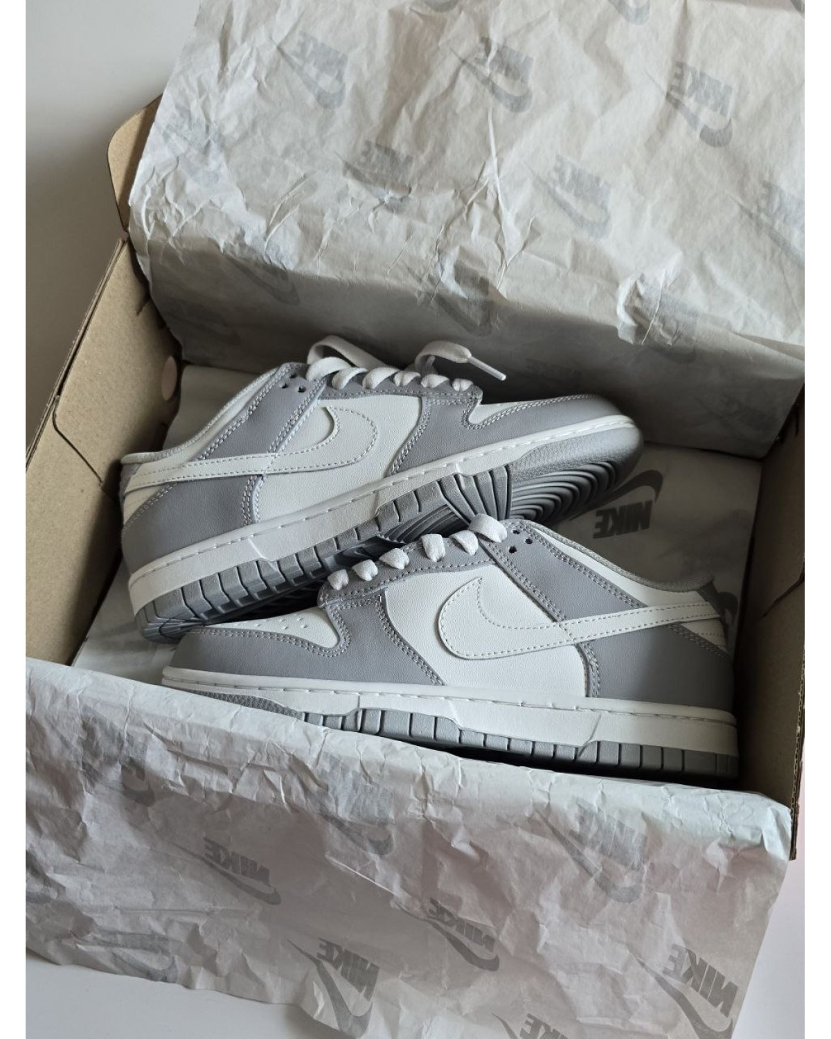 Nike SB Dunk  Grey/White