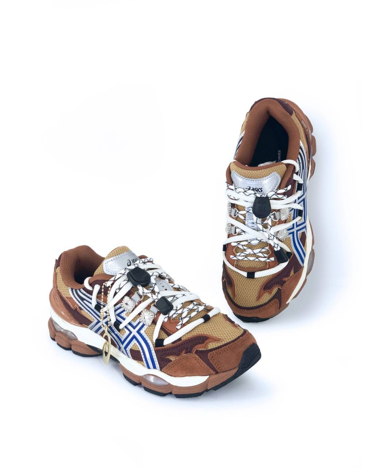 Asics Toga Archives x Gel-Cumulus 16