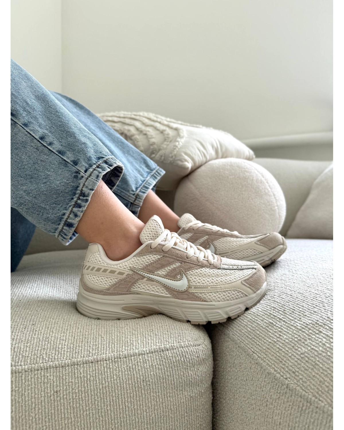 Nike Initiator Beige