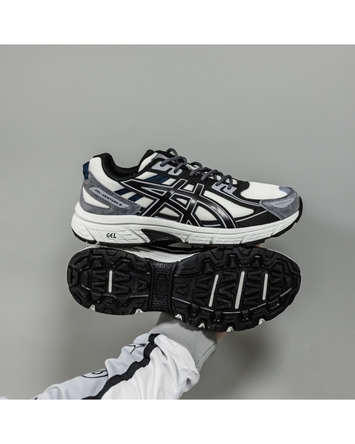 Asics Gel-Venture 6