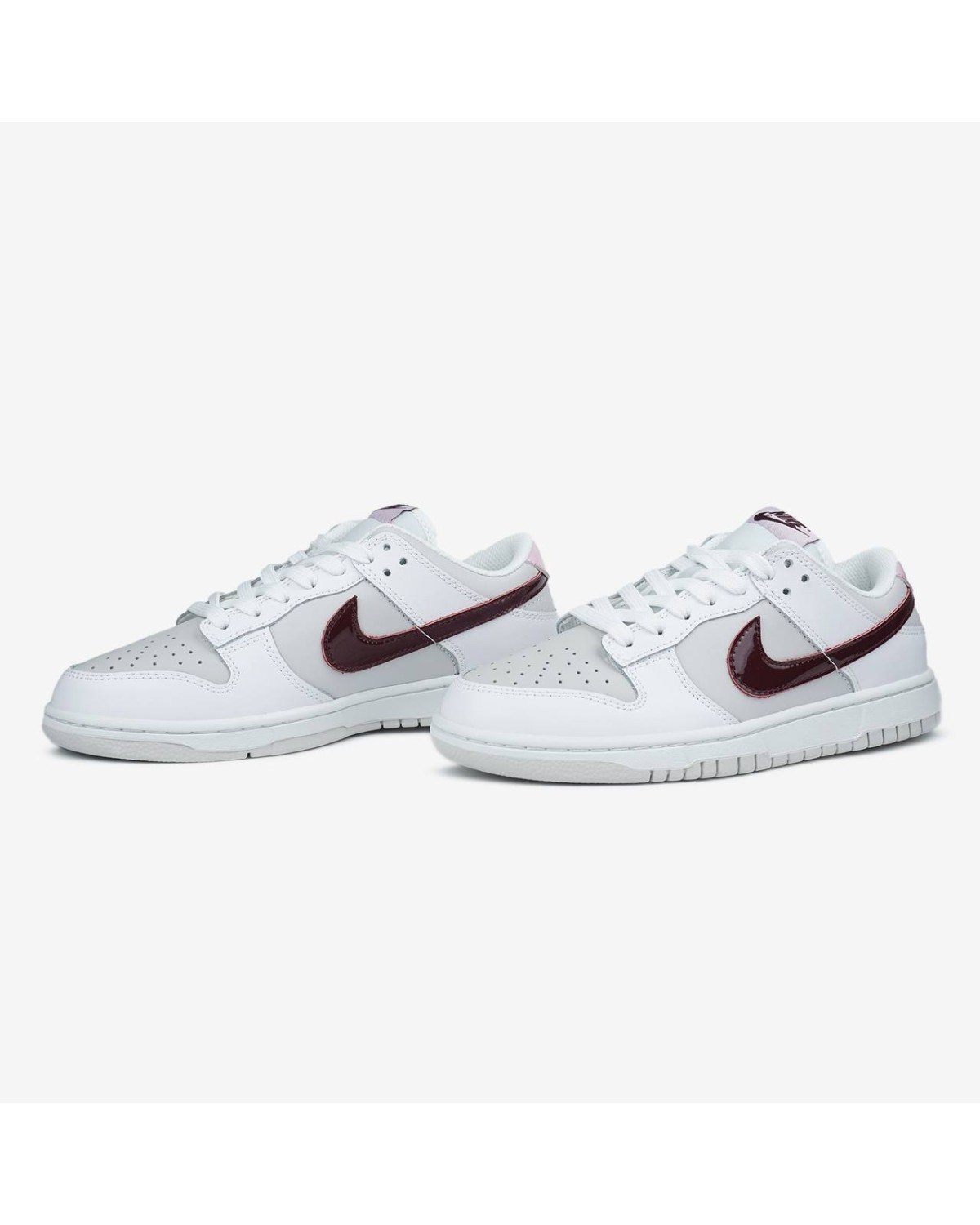 Nike SB Dunk Low Summit White Plum Chalk